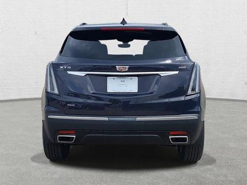 2025 Cadillac XT5 Sport