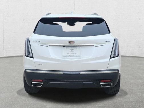 2025 Cadillac XT5 Sport