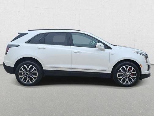 2025 Cadillac XT5 Sport