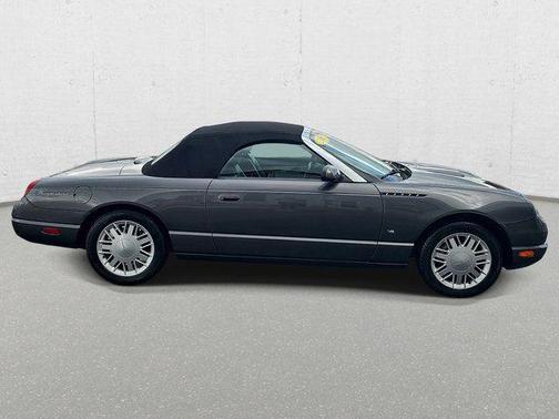 2003 Ford Thunderbird 