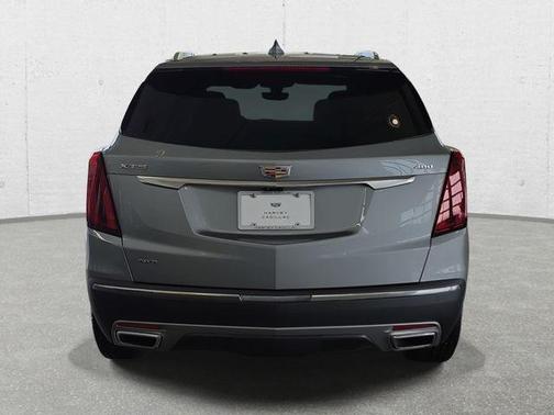 Argent Silver Metallic 2026 Cadillac XT5 Premium Luxury