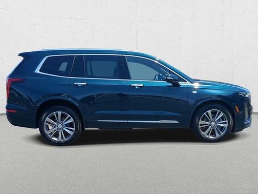 2025 Cadillac XT6 Premium Luxury AWD