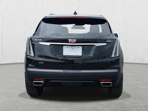 2025 Cadillac XT5 Sport