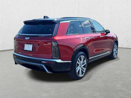 2026 Cadillac VISTIQ Luxury