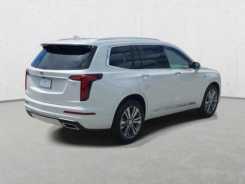 2025 Cadillac XT6 Premium Luxury AWD