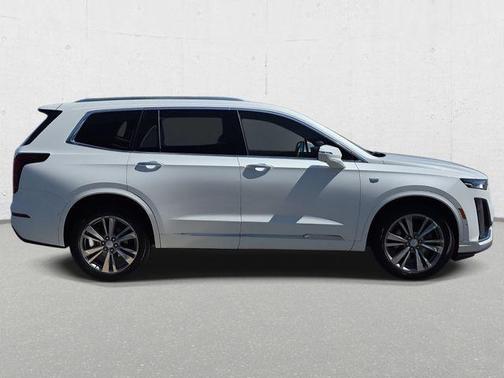 Crystal White Tricoat 2024 Cadillac XT6 Premium Luxury AWD