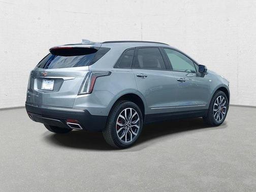 2025 Cadillac XT5 Sport