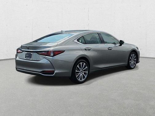 2021 Lexus ES 250 Base