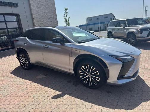 Iridium 2026 Lexus RZ 350e Premium