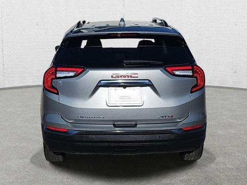 2024 GMC Terrain AWD AT4