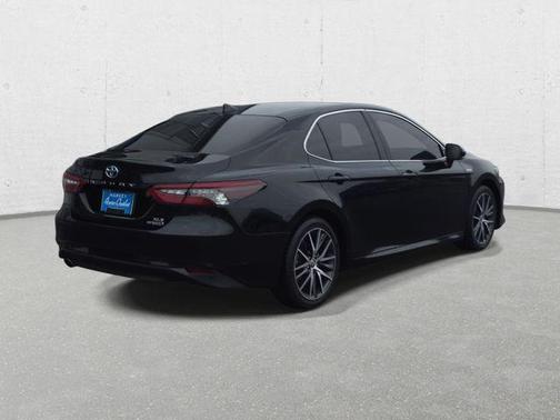 Midnight Black Metallic 2021 Toyota Camry Hybrid XLE