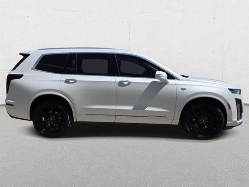 Crystal White Tricoat 2023 Cadillac XT6 Premium Luxury AWD