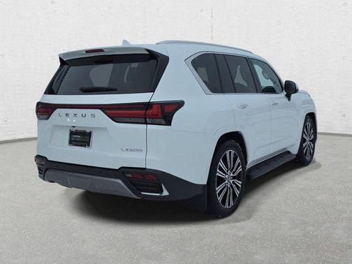 2022 Lexus LX 600 Luxury