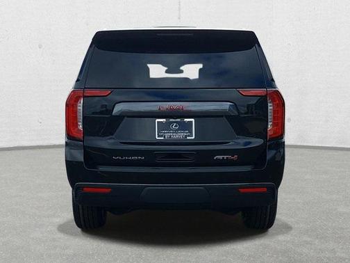 2023 GMC Yukon XL 4WD AT4