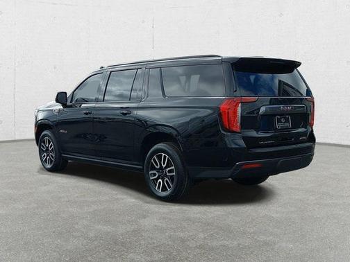 2023 GMC Yukon XL 4WD AT4