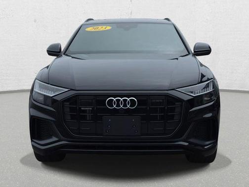 Mythos Black Metallic 2023 Audi Q8 55 Prestige