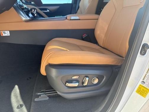 2026 Lexus LX 600 Luxury