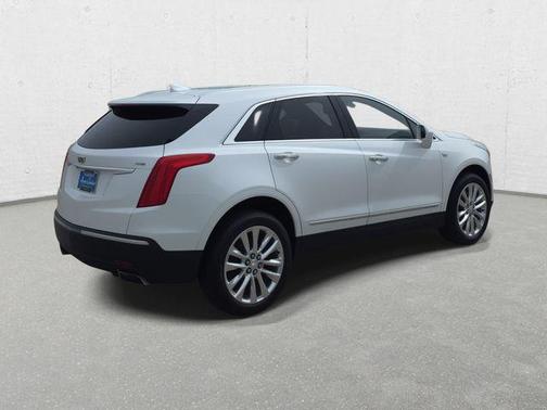 Crystal White Tricoat 2019 Cadillac XT5 Premium Luxury