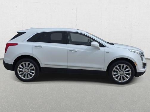 Crystal White Tricoat 2019 Cadillac XT5 Premium Luxury