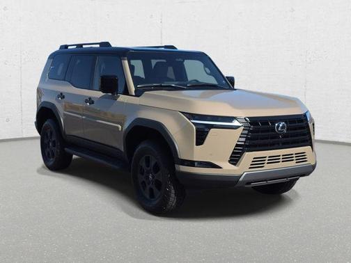 Earth/Black Roof 2026 Lexus GX 550 Overtrail+