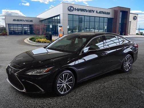 2025 Lexus ES 300h Base