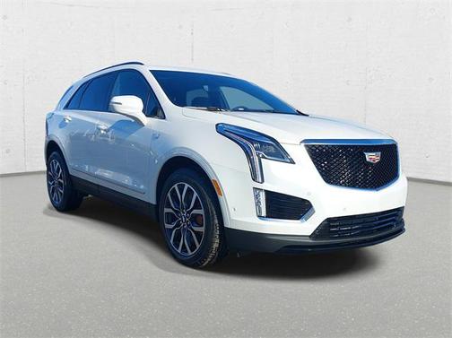 2025 Cadillac XT5 Sport