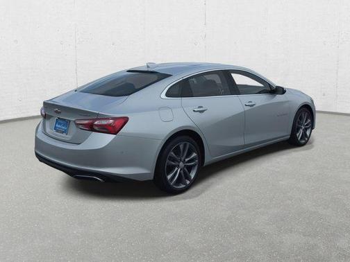 Silver Ice Metallic 2020 Chevrolet Malibu Premier