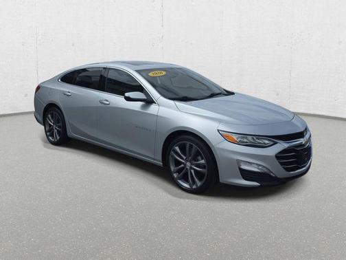 Silver Ice Metallic 2020 Chevrolet Malibu Premier