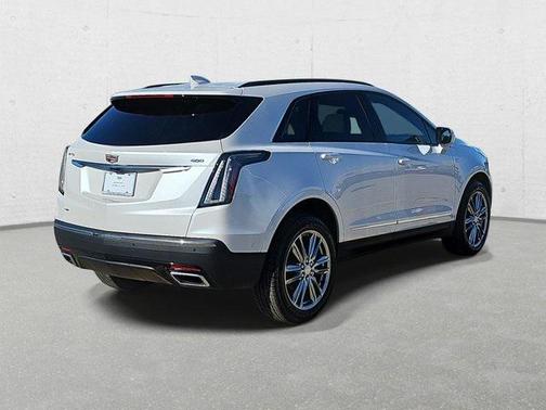 2025 Cadillac XT5 Sport