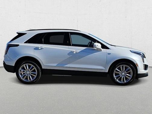 2025 Cadillac XT5 Sport