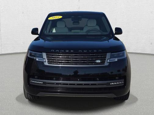 Santorini Black Metallic 2025 Land Rover Range Rover P530 SE