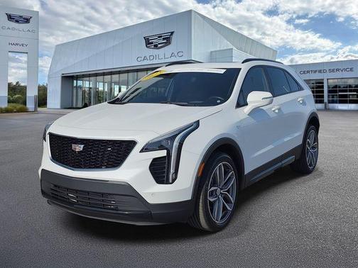 Crystal White Tricoat 2023 Cadillac XT4 Sport