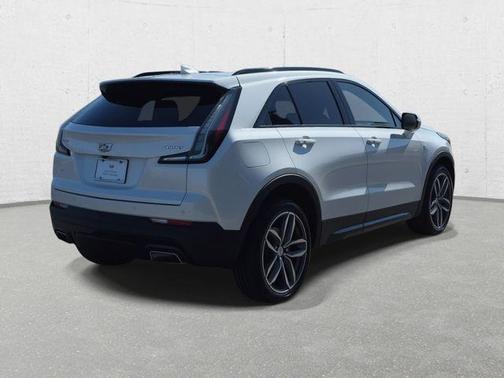 Crystal White Tricoat 2023 Cadillac XT4 Sport