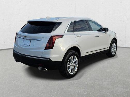 2026 Cadillac XT5 Luxury