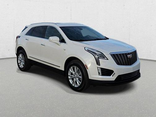 2026 Cadillac XT5 Luxury