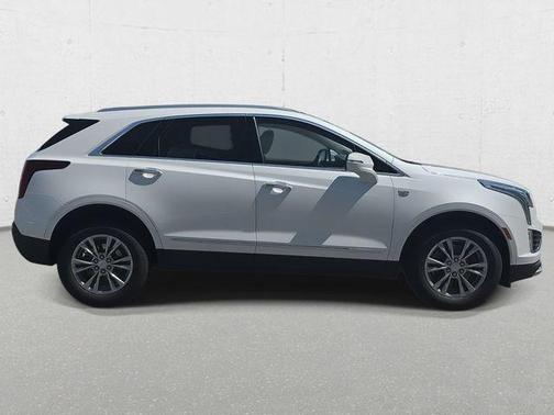 Crystal White Tricoat 2023 Cadillac XT5 Premium Luxury