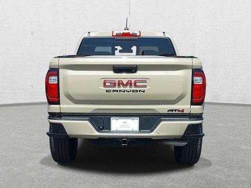 2024 GMC Canyon Base