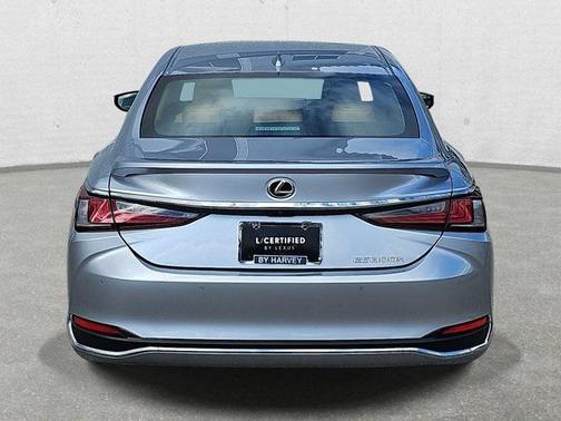 2023 Lexus ES 300h Luxury