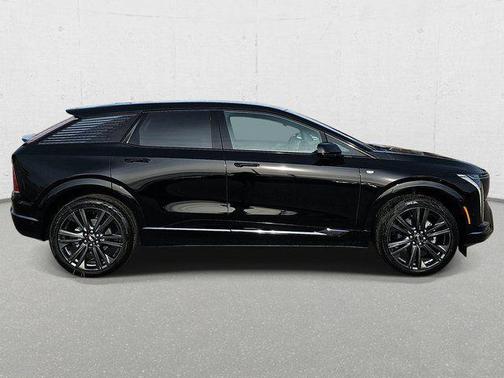 2026 Cadillac OPTIQ Premium Sport