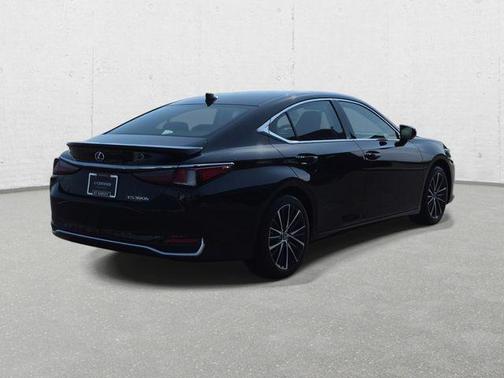 Obsidian 2025 Lexus ES 300h Base