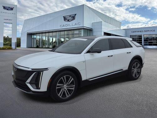Crystal White Tricoat 2024 Cadillac LYRIQ Luxury