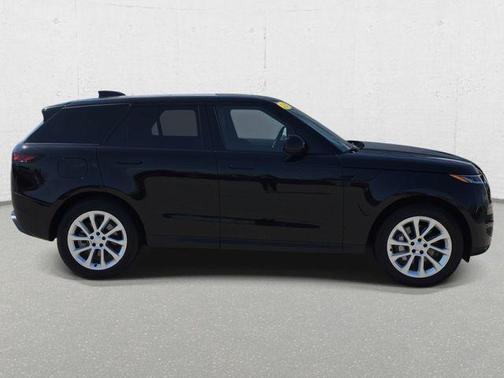 Santorini Black Metallic 2025 Land Rover Range Rover Sport SE