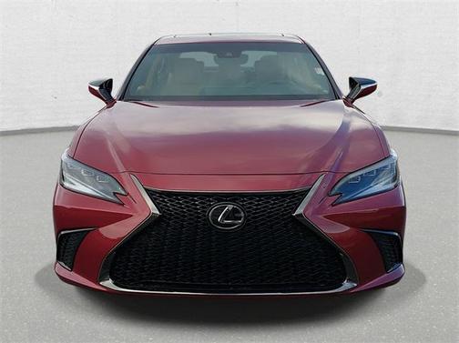 2025 Lexus ES 300h F SPORT Design