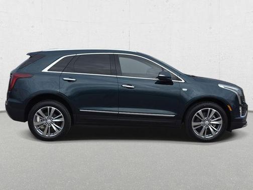 Emerald Lake Metallic 2026 Cadillac XT5 Premium Luxury