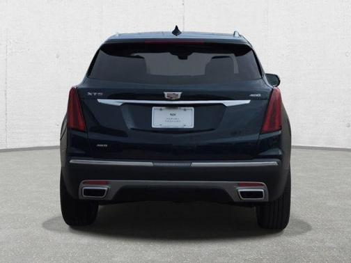 Emerald Lake Metallic 2026 Cadillac XT5 Premium Luxury