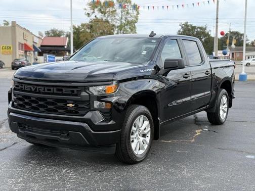 2023 Chevrolet Silverado 1500 Custom