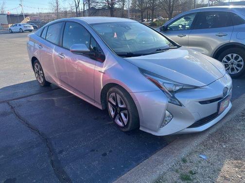 2018 Toyota Prius Four Touring