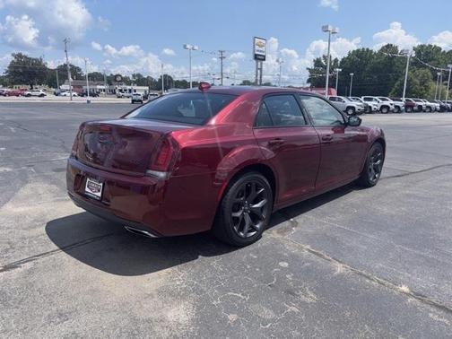 2021 Chrysler 300 S