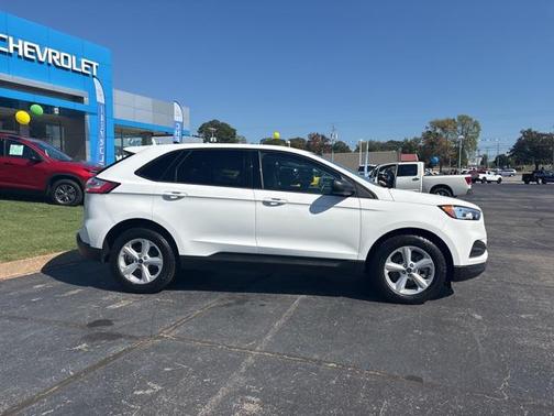 2021 Ford Edge SE
