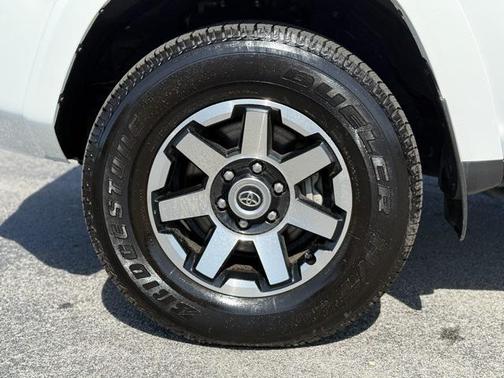 2024 Toyota 4Runner TRD Off Road